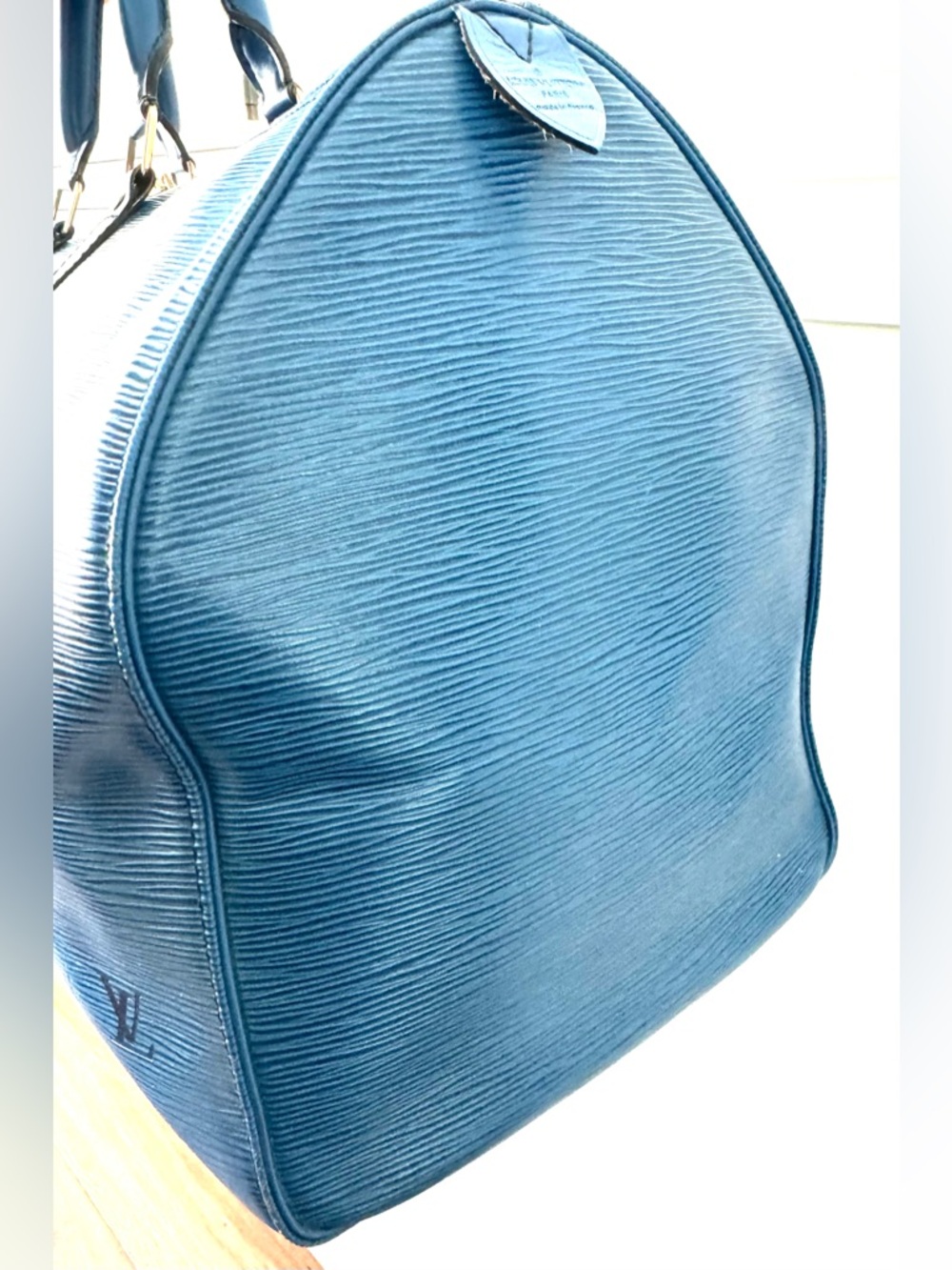 LOUIS VUITTON Keepall 50 Blue Epi Leather Travel Duffle Bag Weekender + Tag - Picture 10 of 10
